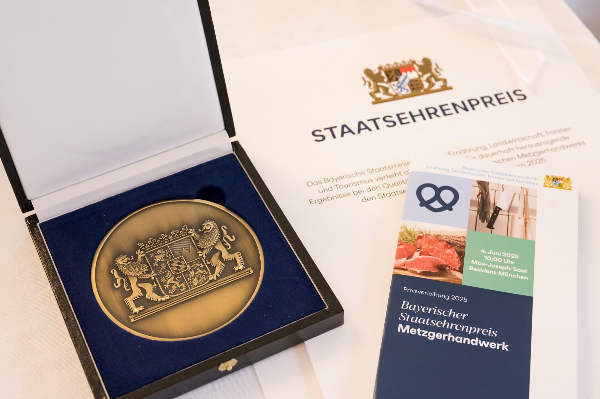 Staatsehrenpreis Urkunde